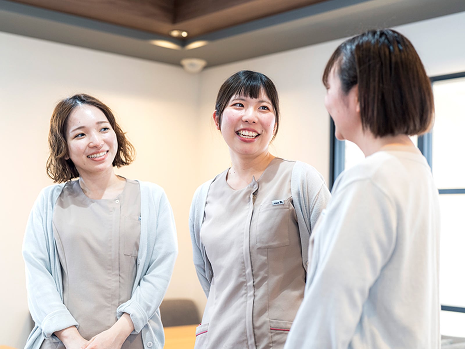 採用情報